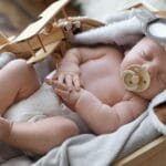 www.kidsaktivities.com 2 1